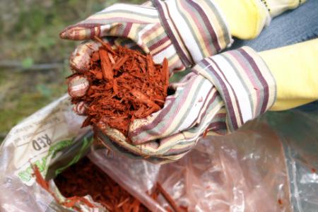 Why Is My Mulch Fading So Quickly?